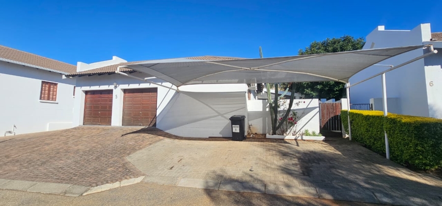 To Let 3 Bedroom Property for Rent in Safari Gardens North West